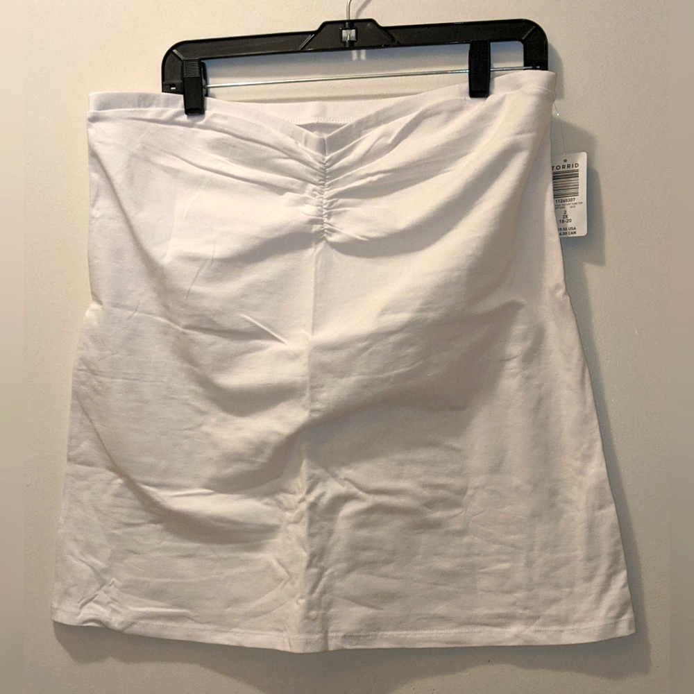 Torrid 2 White Tube Top